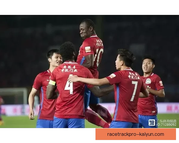 福登在高强度赛程中表现亮眼，状态保持持续上升趋势。